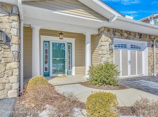 42 Wyndham Rd, Clarks Summit, PA 18411