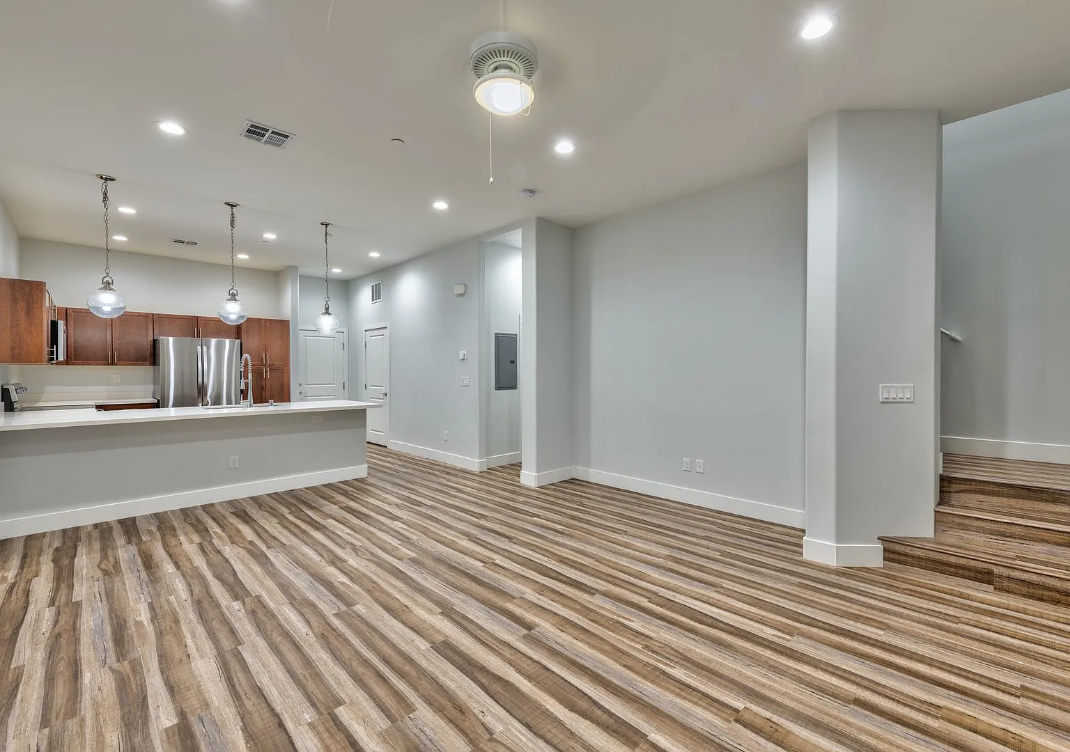 6434 Spring Jog Street, Las Vegas, Nevada 89166 — Photo 2