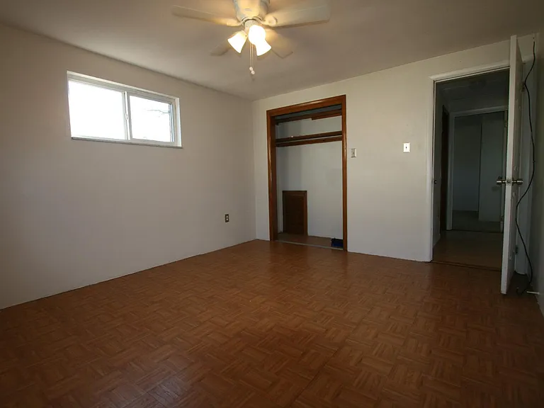 211 W Cherryhill St #2 — Photo 2
