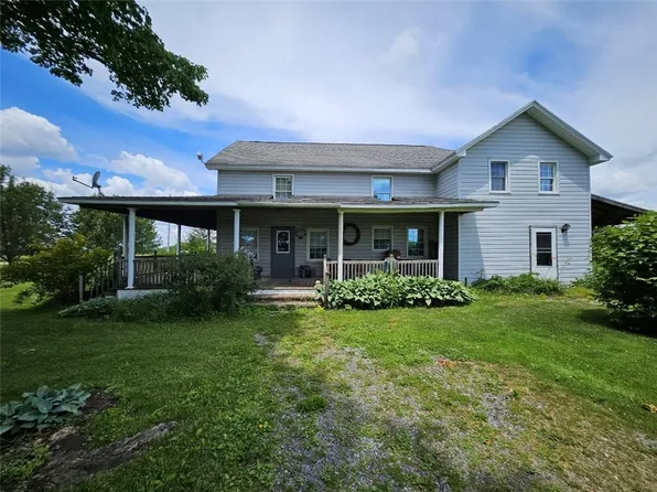 1022 State Route 90 N, King Ferry, NY 13081