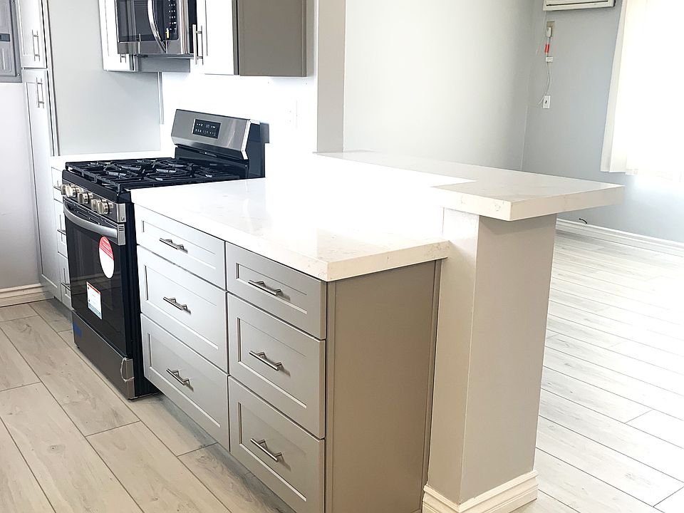 kitchen to living room