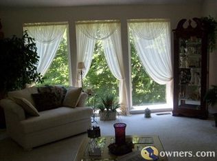 1743 N Sunset St, Olathe, KS 66061