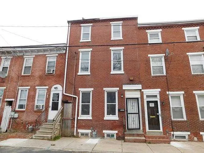 606 N Spruce St photo 1