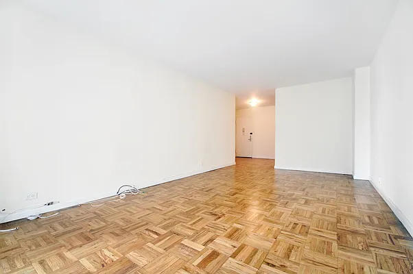 Rented by Compass | media 32