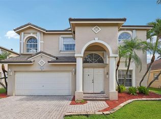 18417 NW 9th Ct, Hollywood, FL 33029