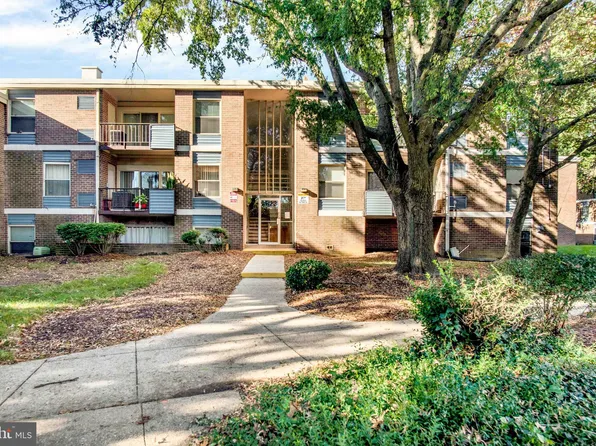 3823 Saint Barnabas Rd #T201, Suitland, MD 20746