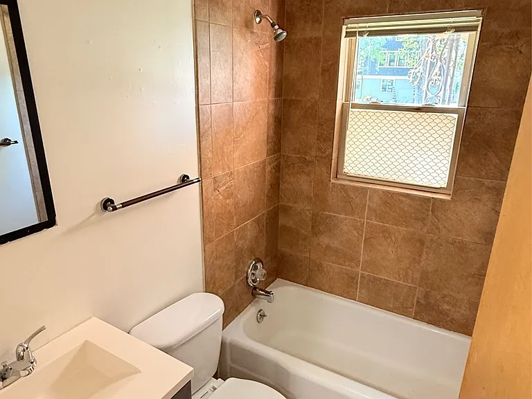 2901 Rutland Ave — Photo 10