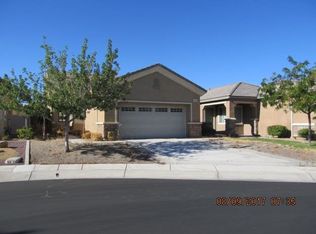 19553 Valley Ct, Apple Valley, CA 92308