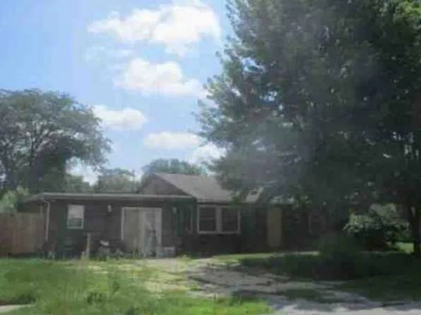 177 N Union St, Hobart, IN 46342