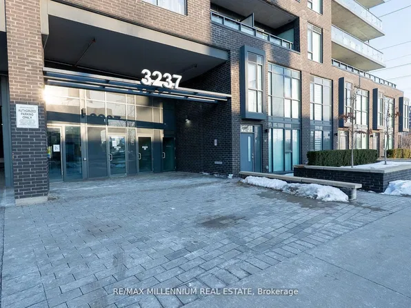 3237 Bayview Ave #1112, Toronto, ON M2K 0G1