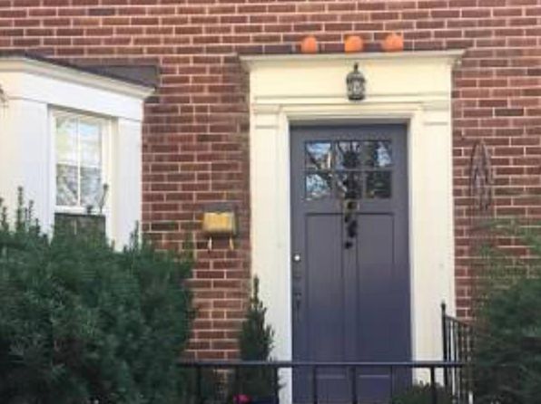 307 Regester Ave #307