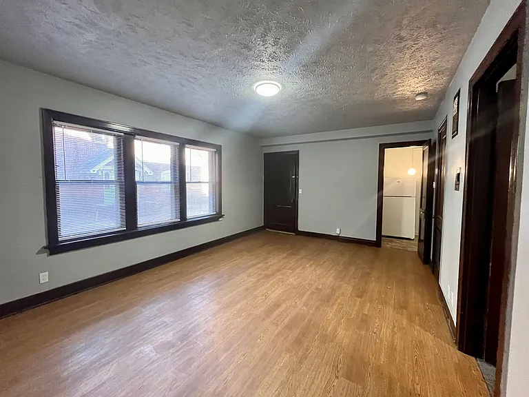2221 Jones St — Photo 14