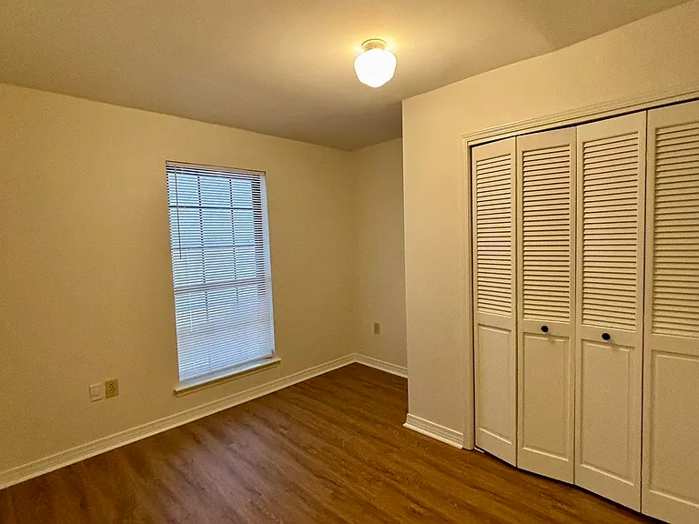 5416 Heatherstone Dr — Photo 12