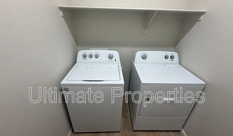 18148 W Daley Ln — Photo 6