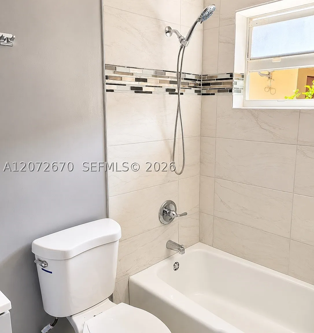 1 bed, 1.0 bath, 640 sqft, $1,600 — Photo 3