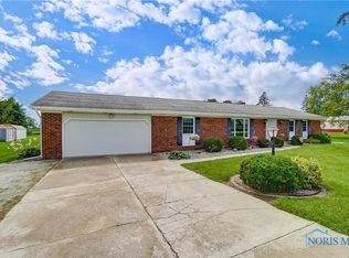 12713 Kramer Rd, Bowling Green, OH 43402