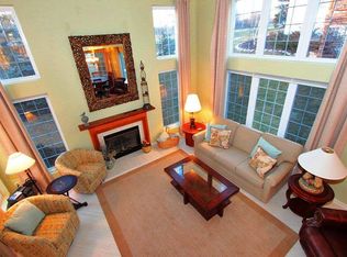 1833 Woodland Cir, Lake Geneva, WI