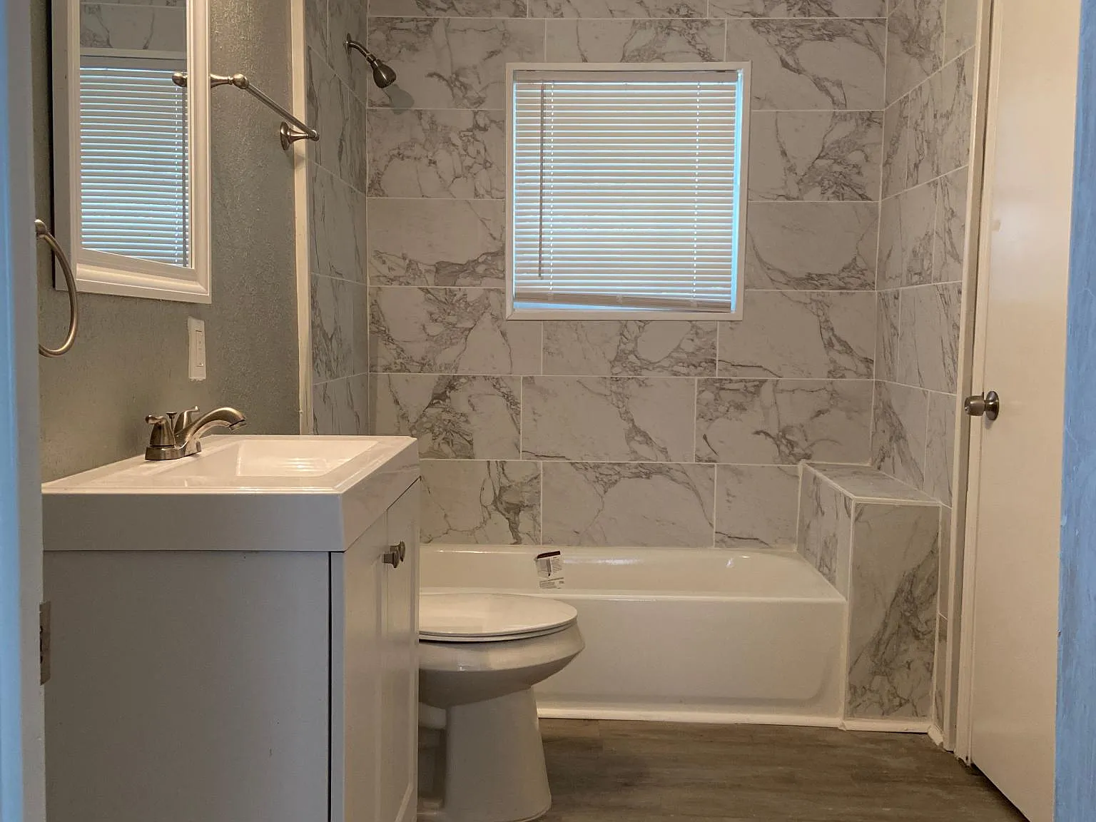 2809 Sims Ave — Photo 1