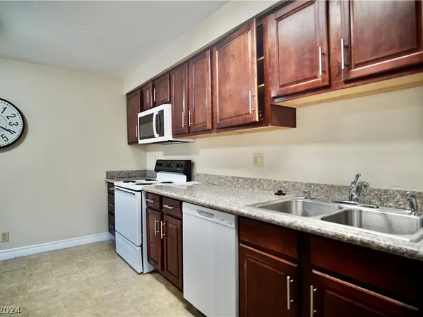 5180 Indian River Dr Unit 356, Las Vegas, NV 89103