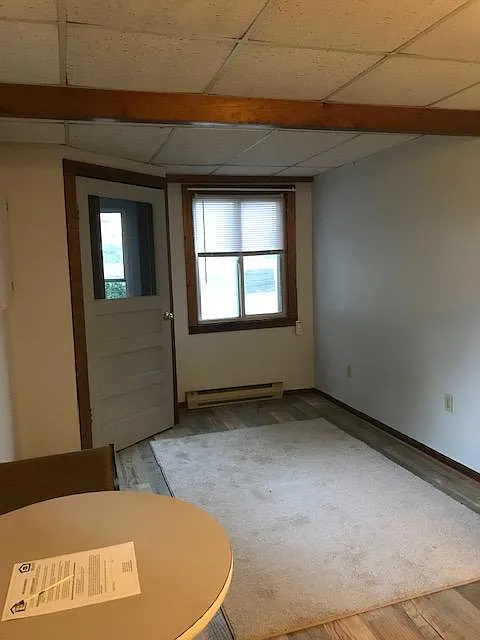 Studio, $695 — Photo 2