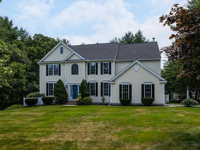 52 Glen Rd, Hopkinton, MA, 01748
