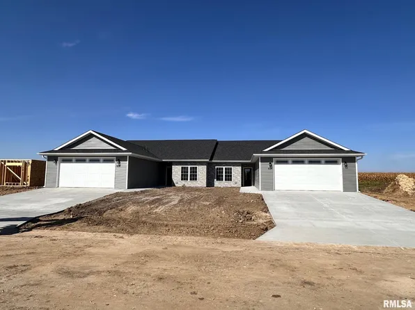 60 B Applebee Farms Dr, Jacksonville, IL 62650