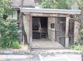 8200 Neely Dr APT 115, Austin, TX 78759