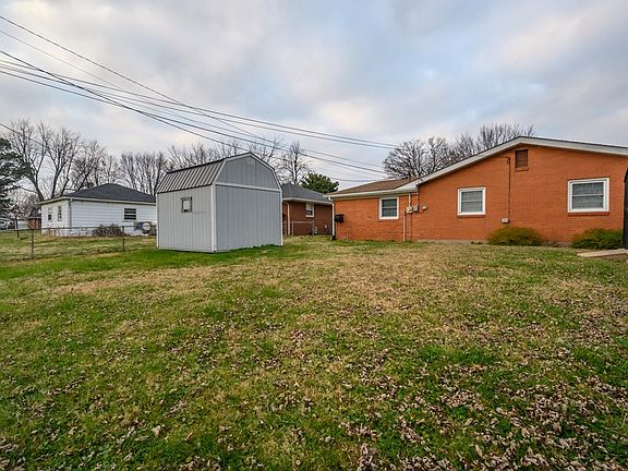 4th image of 332 Wilder Dr