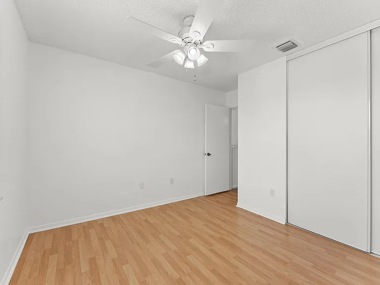 15350 NW 6th Ct — Photo 24