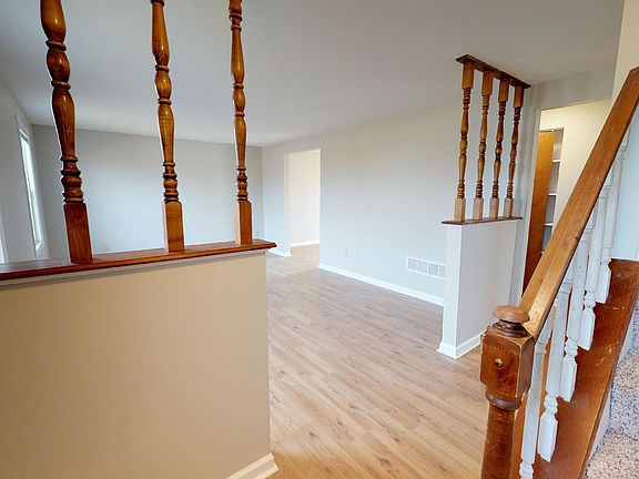 2nd image of 6466 Waywind Dr