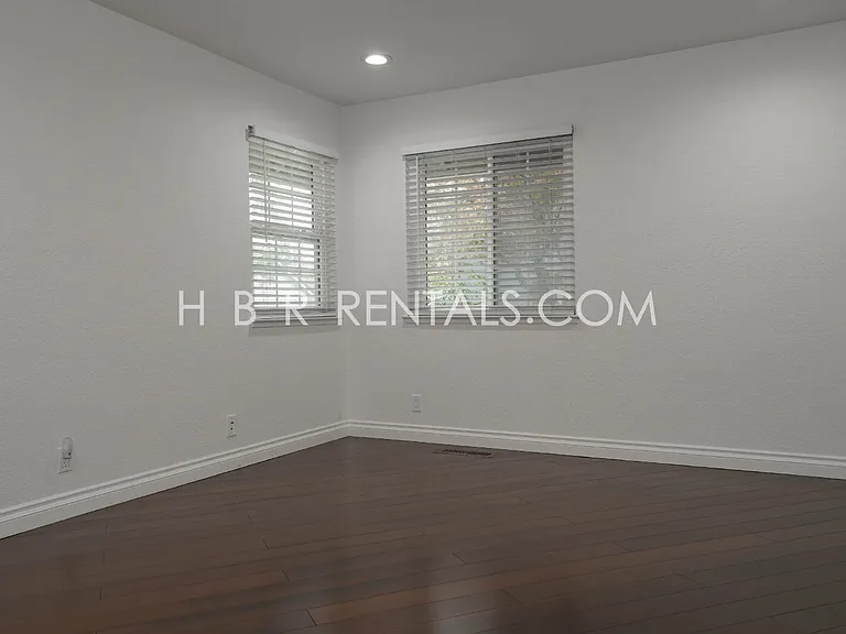 2859 El Capitan Dr — Photo 15