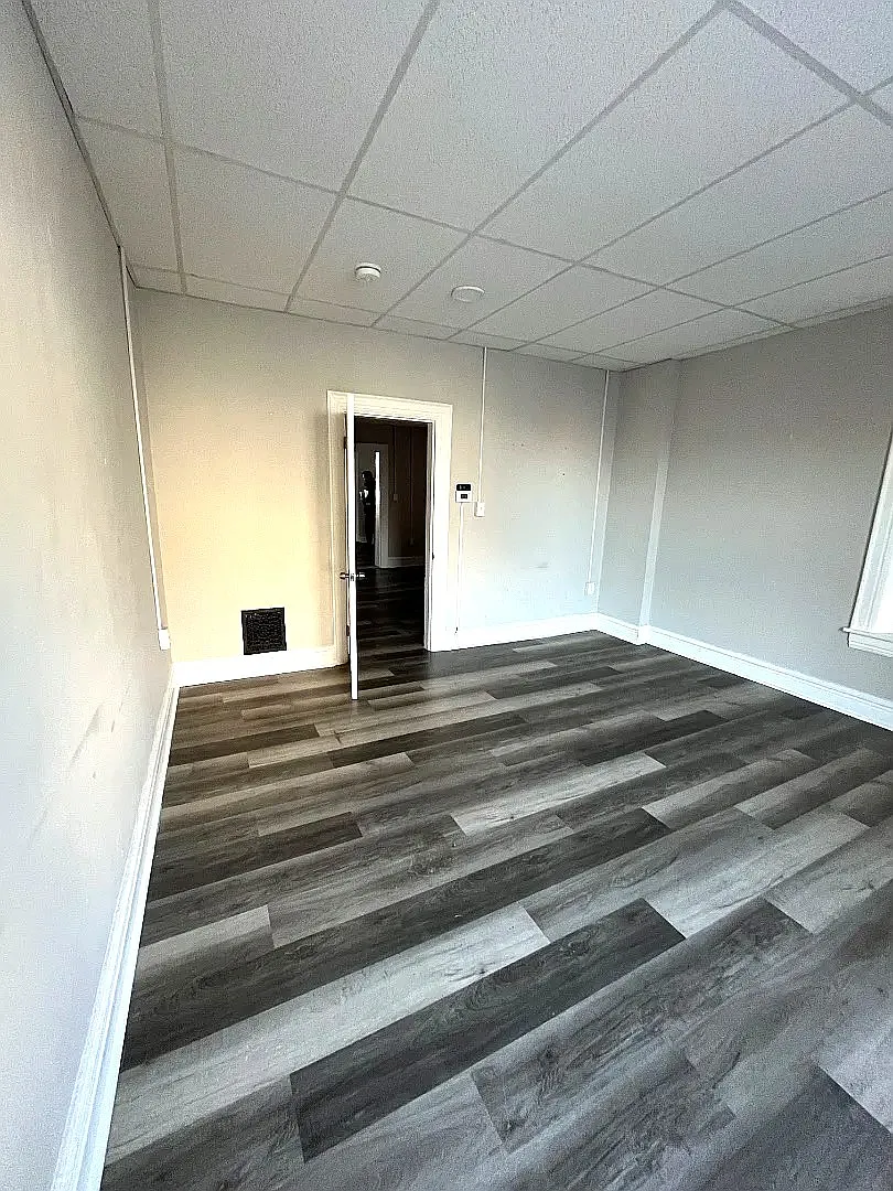 1 bed, 725 sqft, $1,050 — Photo 4