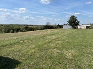 180 Gandertown Rd, Loretto, KY 40037