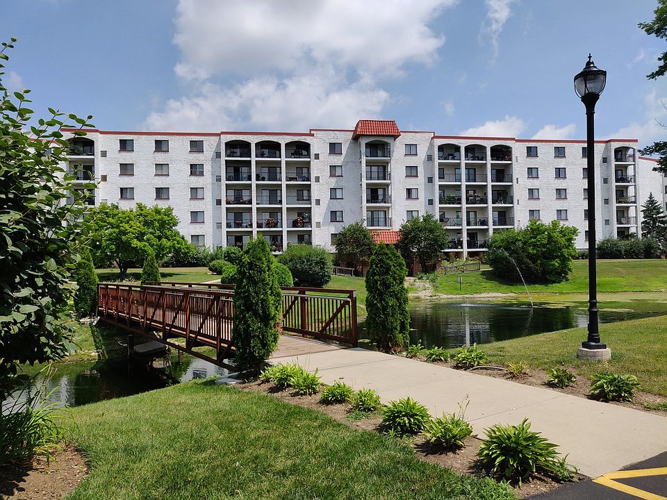 1st image of 475 Plum Creek Dr APT 409