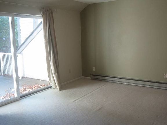 Master bedroom, balcony