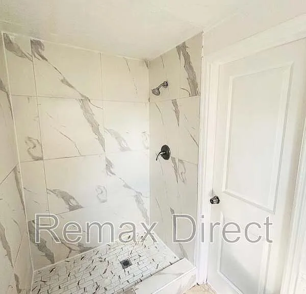 804 Ridgewood Dr #2 — Photo 1