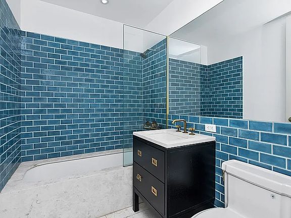 4th image of 93 Worth St Suite 504