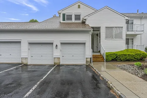 105 Alexandria Way Photo 1