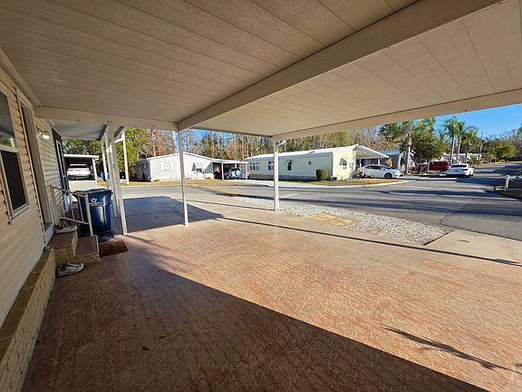 2nd image of 34 Lake Pointe Dr