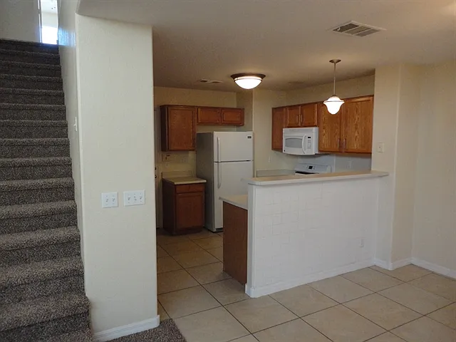 2504 Ability Ct — Photo 3