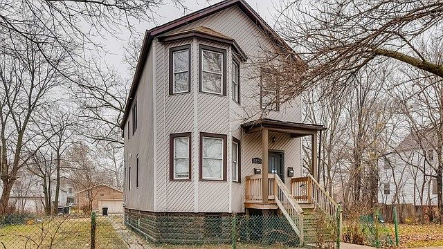 1st image of 8236 S Manistee Ave