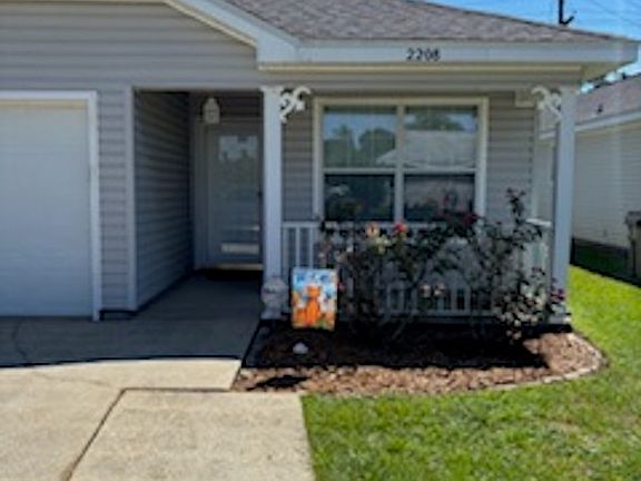 2nd image of 2208 Trailwood Dr