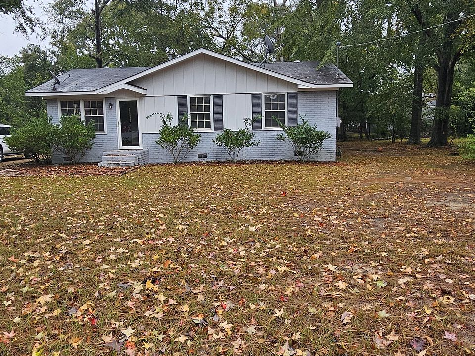 1st image of 836 Mimosa Dr