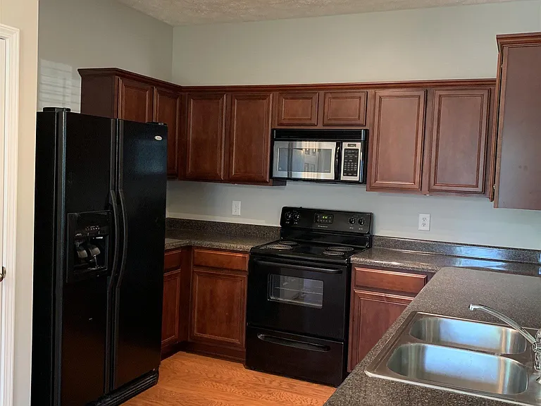 8350 Rossi Rd — Photo 8