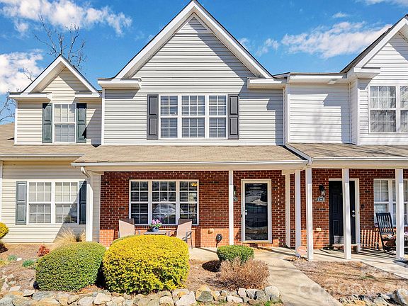 2nd image of 1570 Maypine Commons Way