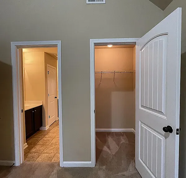 6069 Reynolds Cir — Photo 48