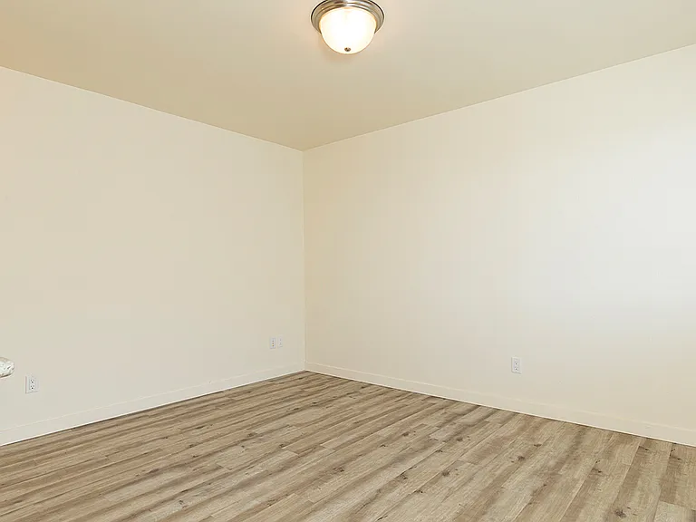 Back Nine Apartments - Located on the west slope of Queen Anne — Photo 42