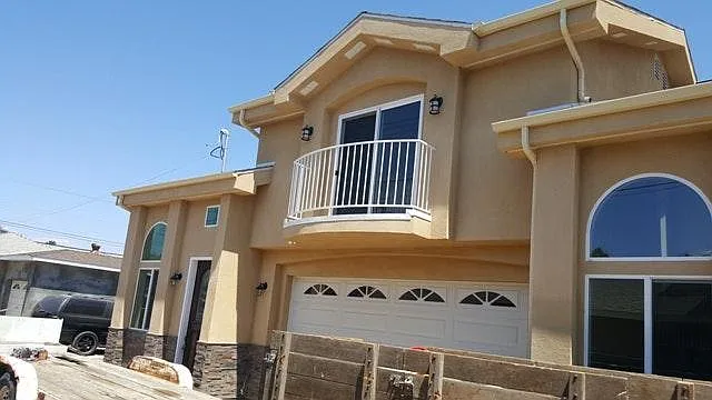 4442 Santa Ana St — Photo 5