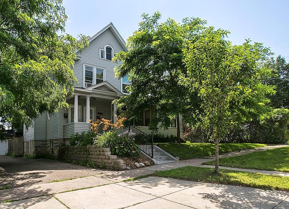 1st image of 564 Winslow Ave #2
