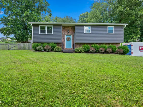 3020 Ridgemont Cir, Kingsport, TN 37663